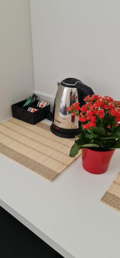 Mika Apartment And Studios Zagreb Extérieur photo